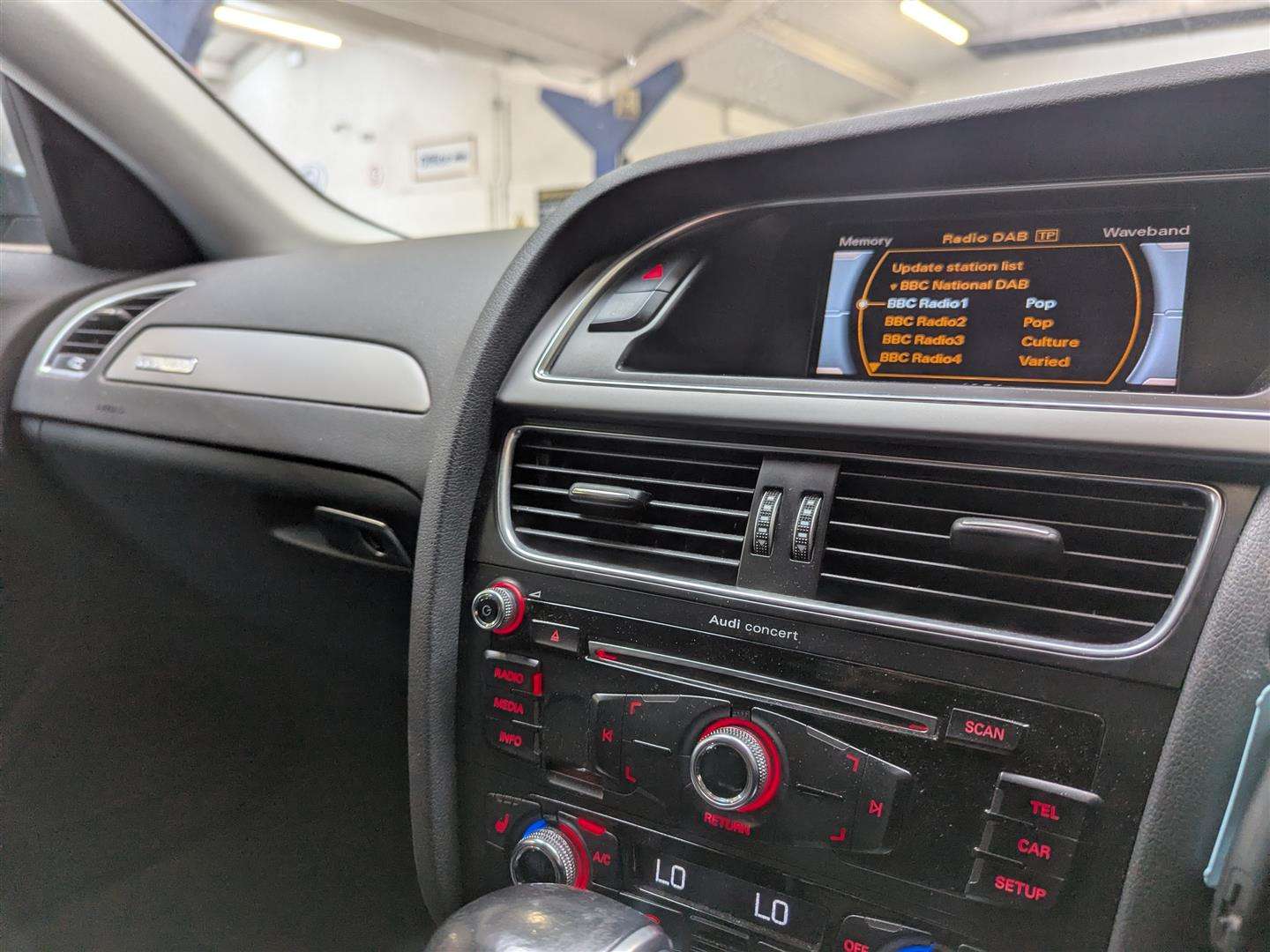 <p>2014 AUDI A4 ALLROAD TDI QUATTRO AUTO</p>
