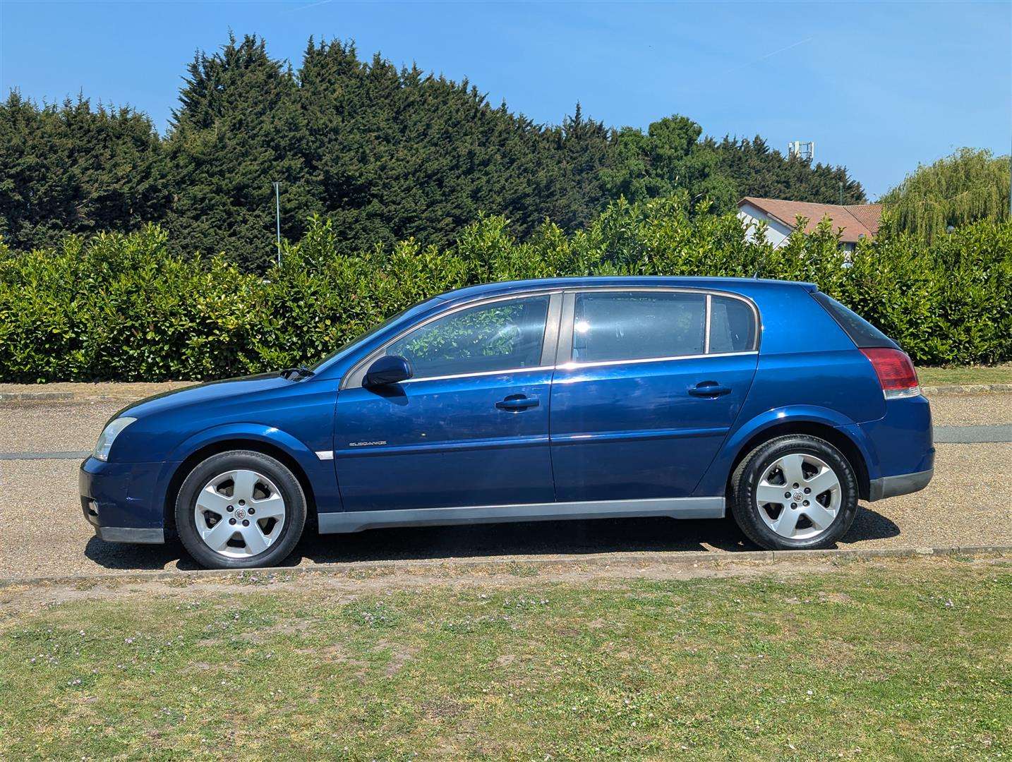 <p>2004 VAUXHALL SIGNUM ELEGANCE DIRECT</p>