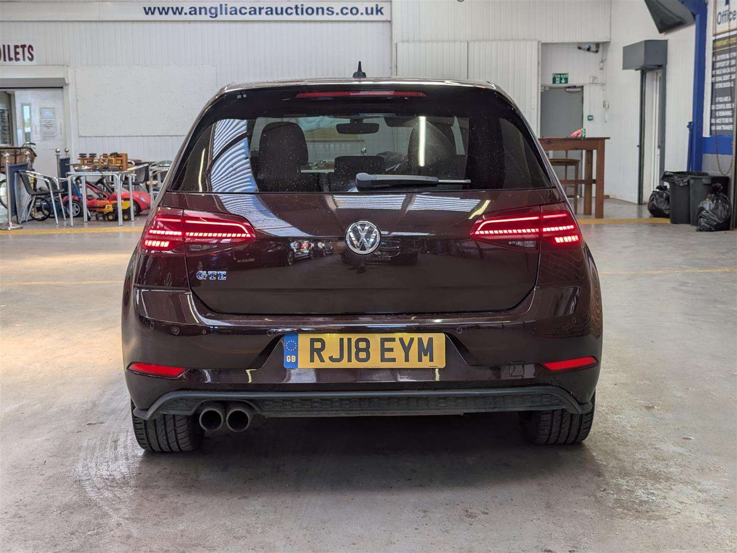 <p>2018 VOLKSWAGEN GOLF GTE ADVANCE S-A</p>
