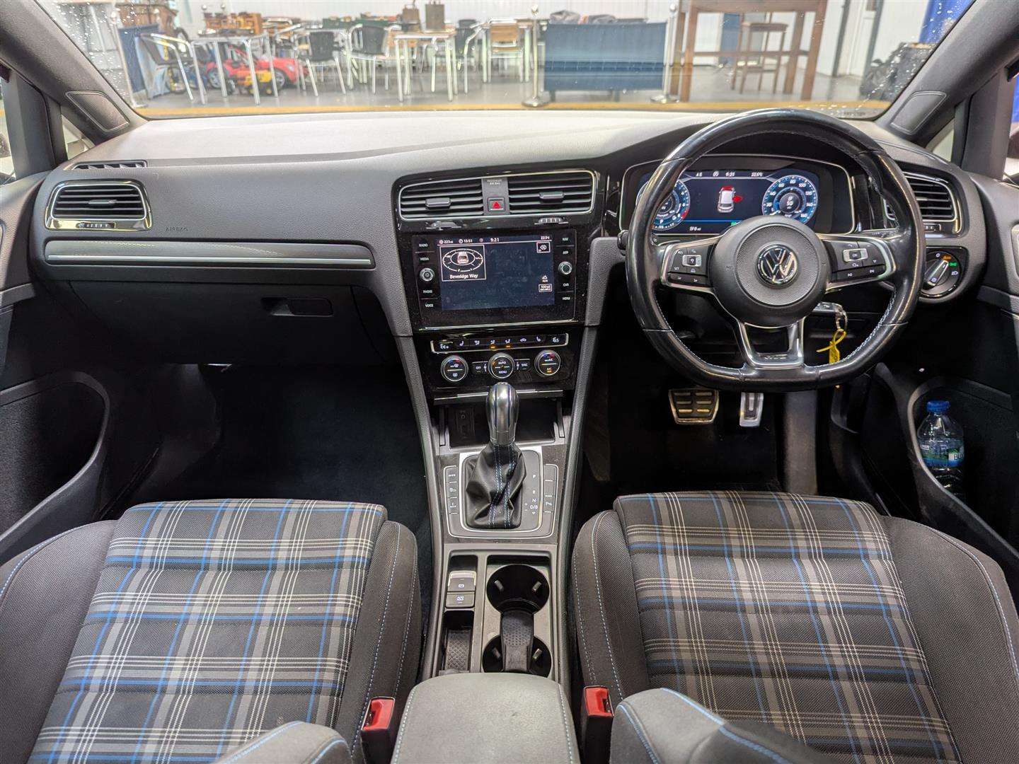 <p>2018 VOLKSWAGEN GOLF GTE ADVANCE S-A</p>