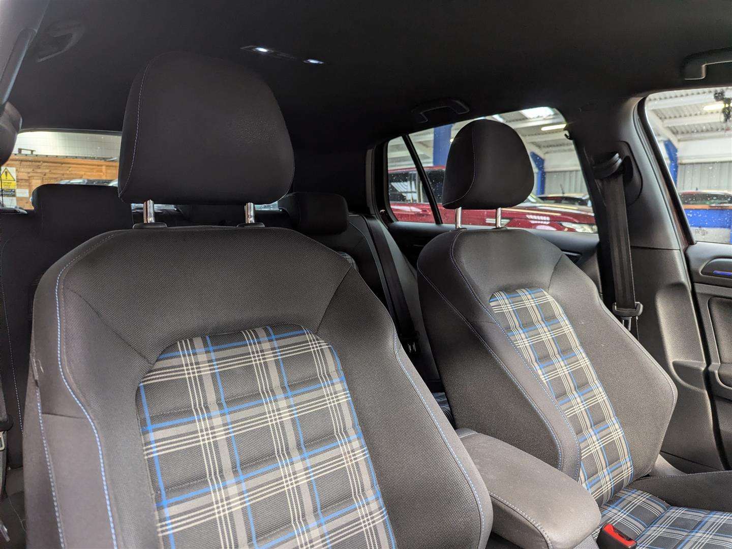 <p>2018 VOLKSWAGEN GOLF GTE ADVANCE S-A</p>