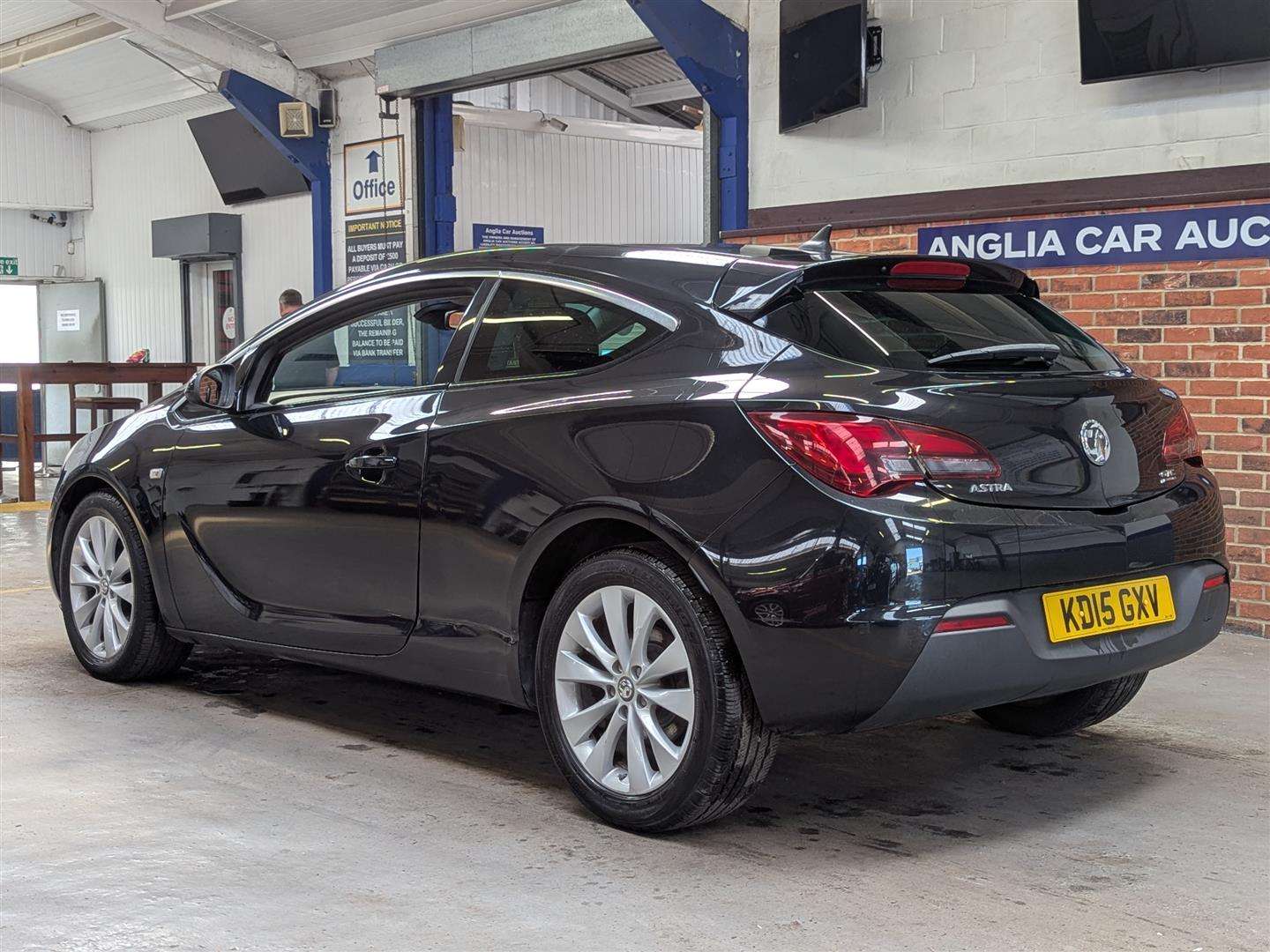 <p>2015 VAUXHALL ASTRA GTC SRI CDTI S/S</p>