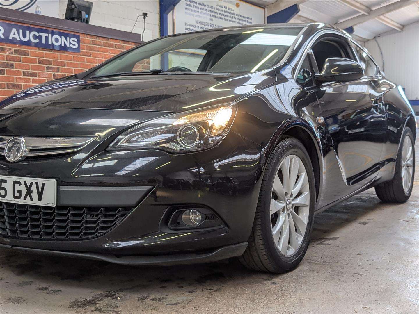<p>2015 VAUXHALL ASTRA GTC SRI CDTI S/S</p>