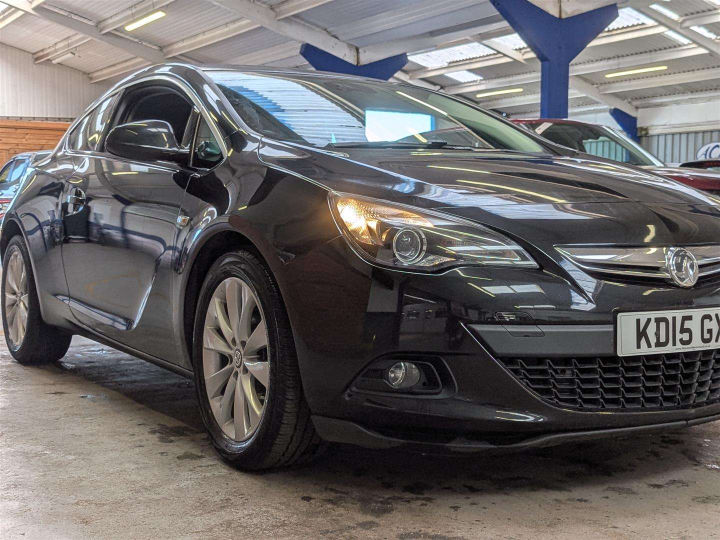<p>2015 VAUXHALL ASTRA GTC SRI CDTI S/S</p>