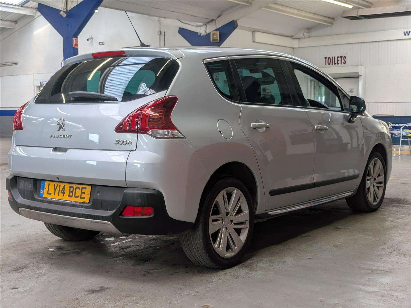 <p>2014 PEUGEOT 3008 ALLURE HDI</p>