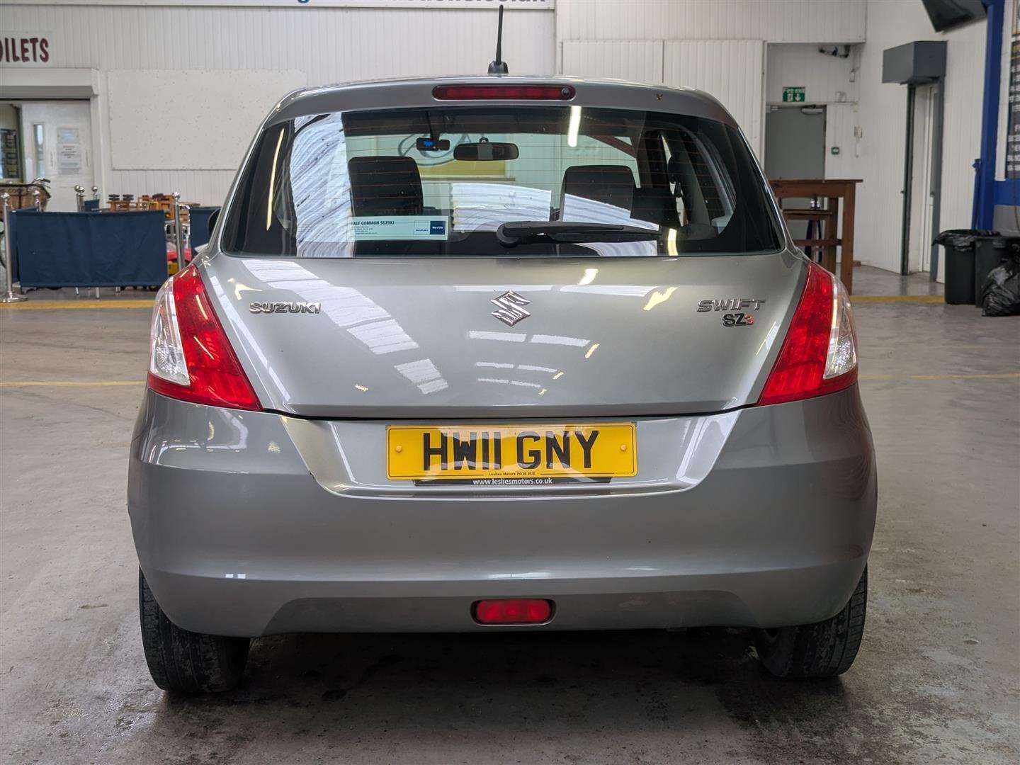 <p>2011 SUZUKI SWIFT SZ3</p>