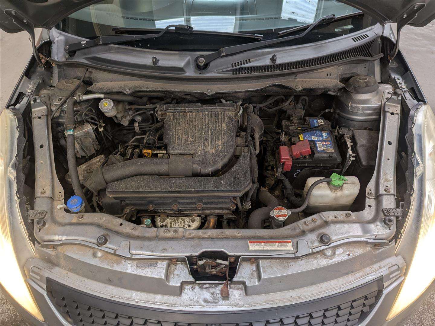 <p>2011 SUZUKI SWIFT SZ3</p>
