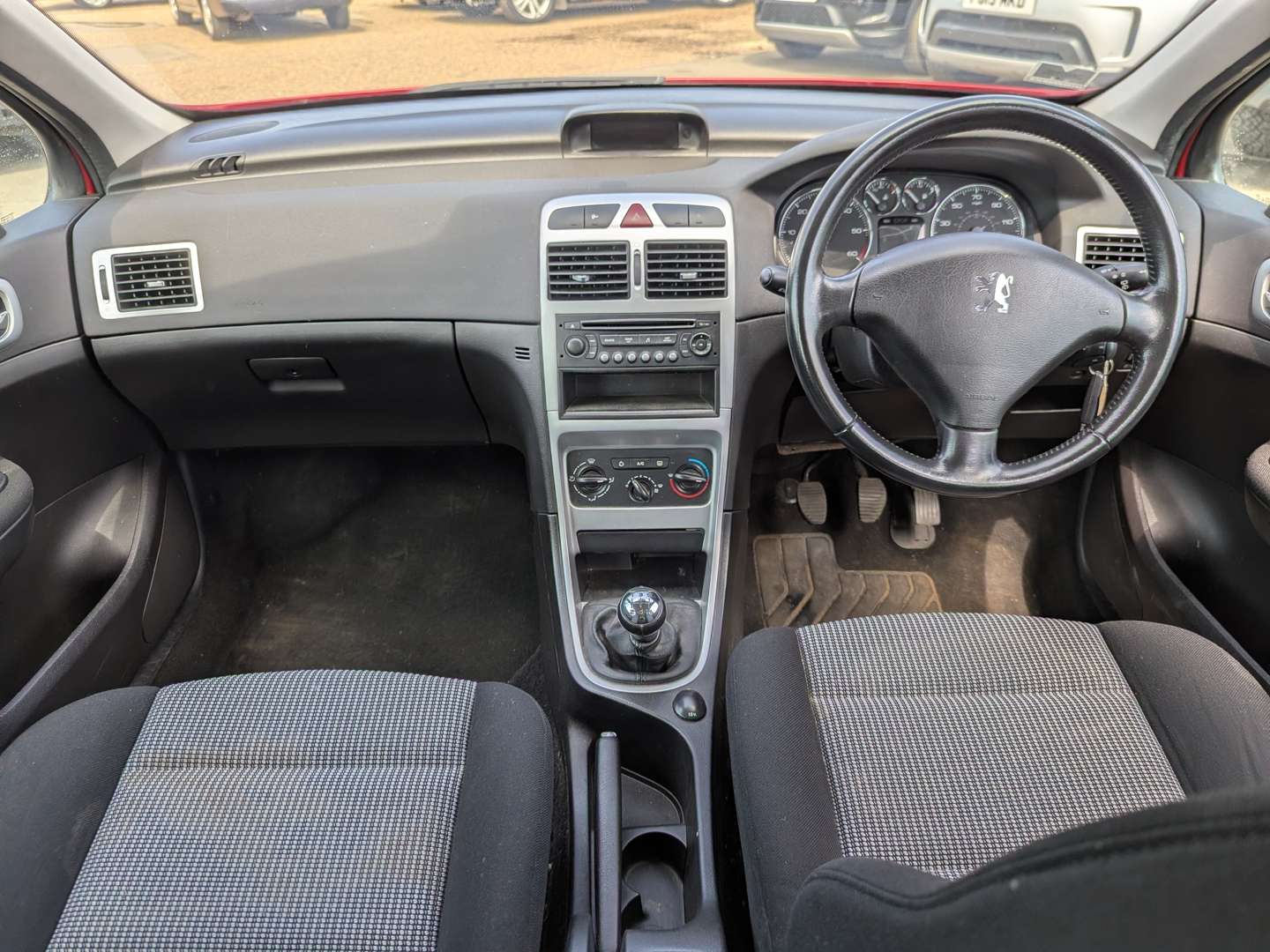 <p>2006 PEUGEOT 307 S HDI</p>