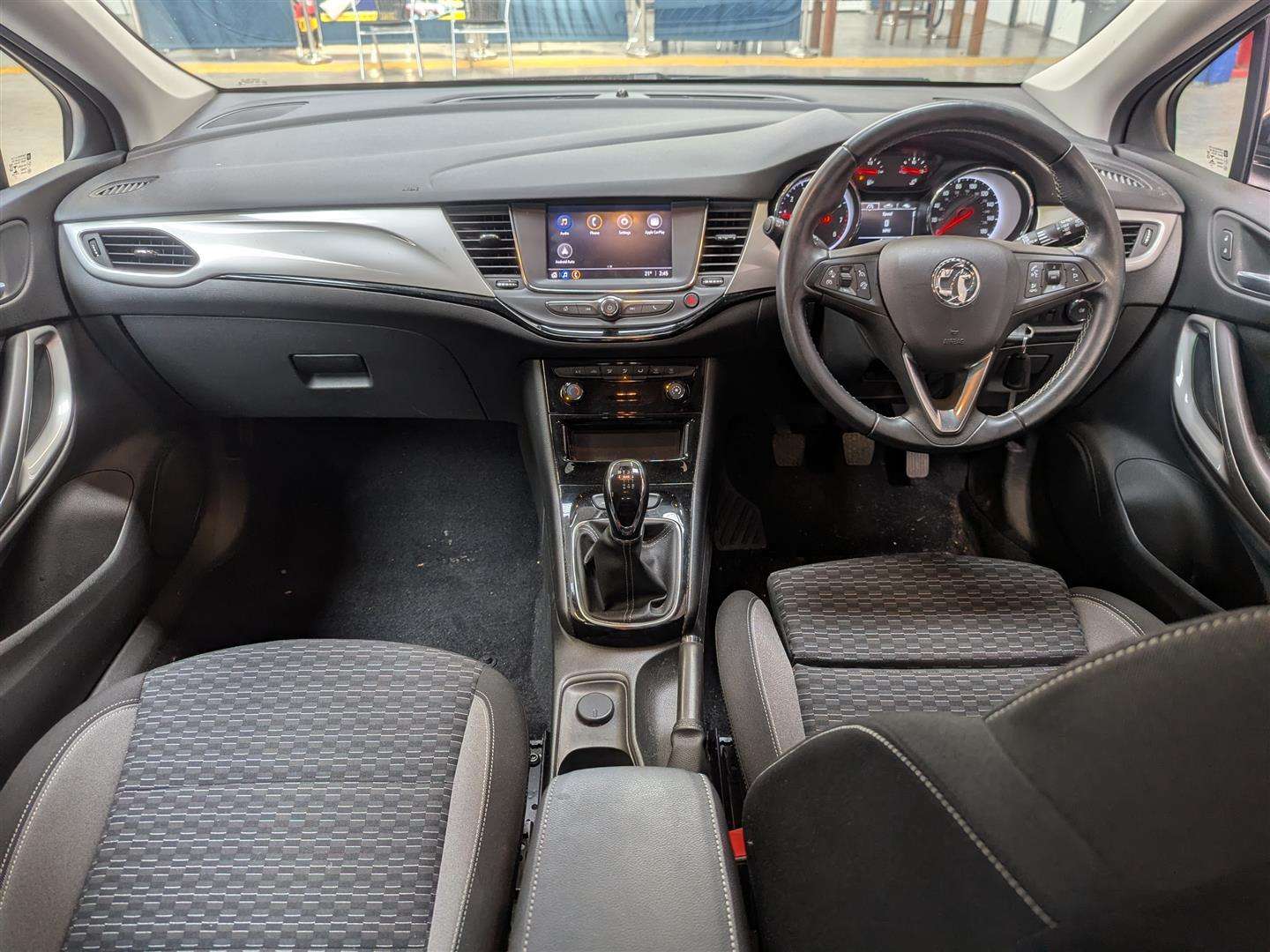 <p>2020 VAUXHALL ASTRA SRI TURBO</p>