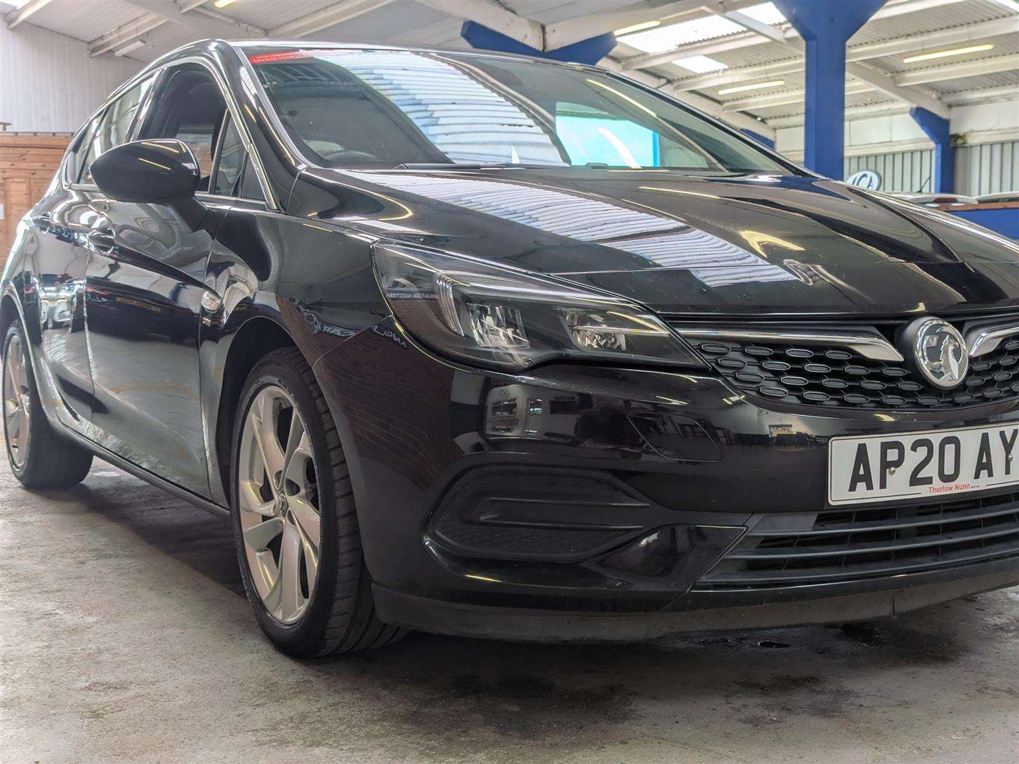 <p>2020 VAUXHALL ASTRA SRI TURBO</p>