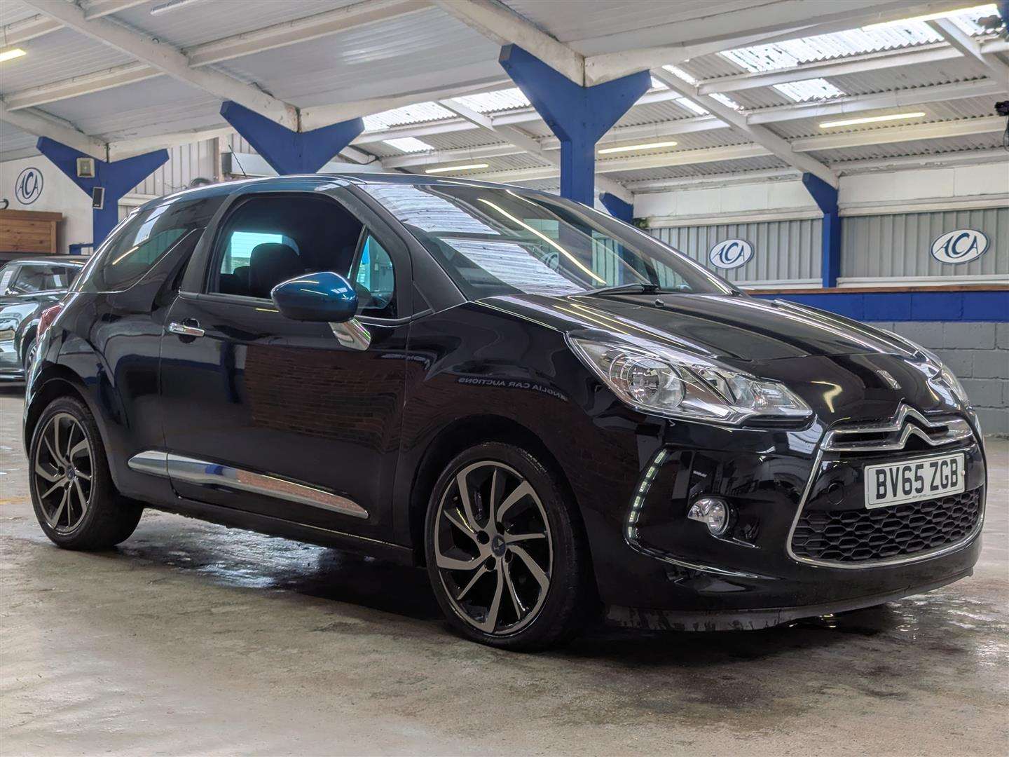 <p>2015 DS DS3 DSTYLE NAV BLUEHDI S/</p>