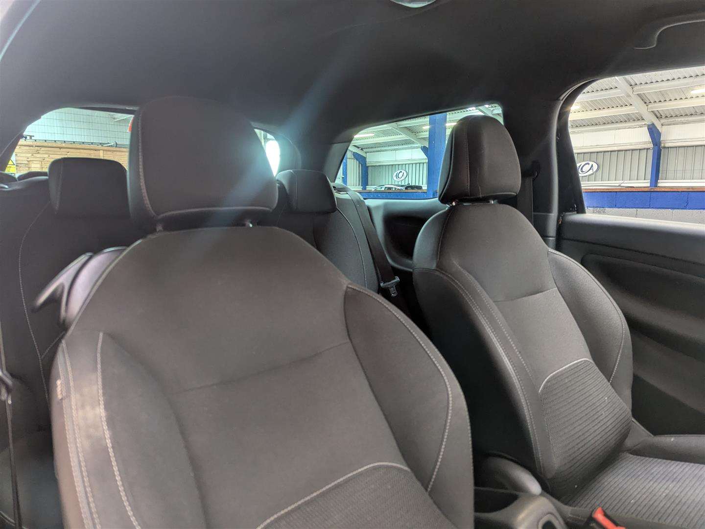 <p>2015 DS DS3 DSTYLE NAV BLUEHDI S/</p>