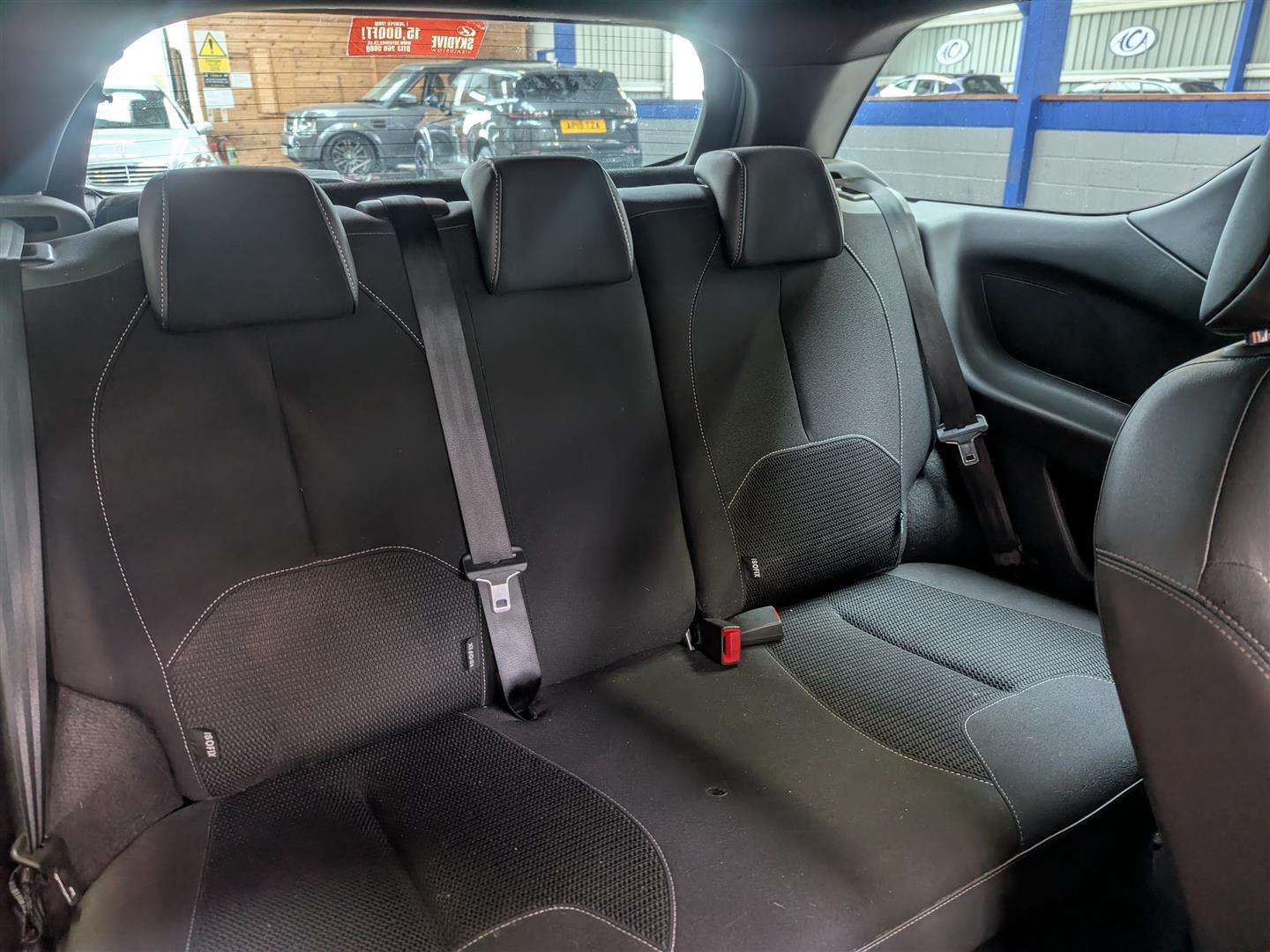 <p>2015 DS DS3 DSTYLE NAV BLUEHDI S/</p>