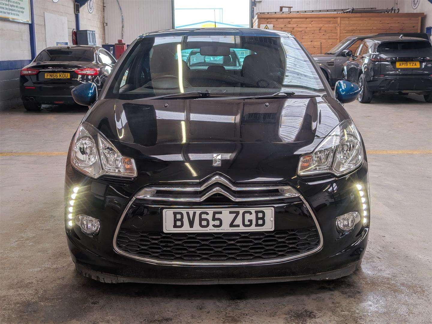 <p>2015 DS DS3 DSTYLE NAV BLUEHDI S/</p>
