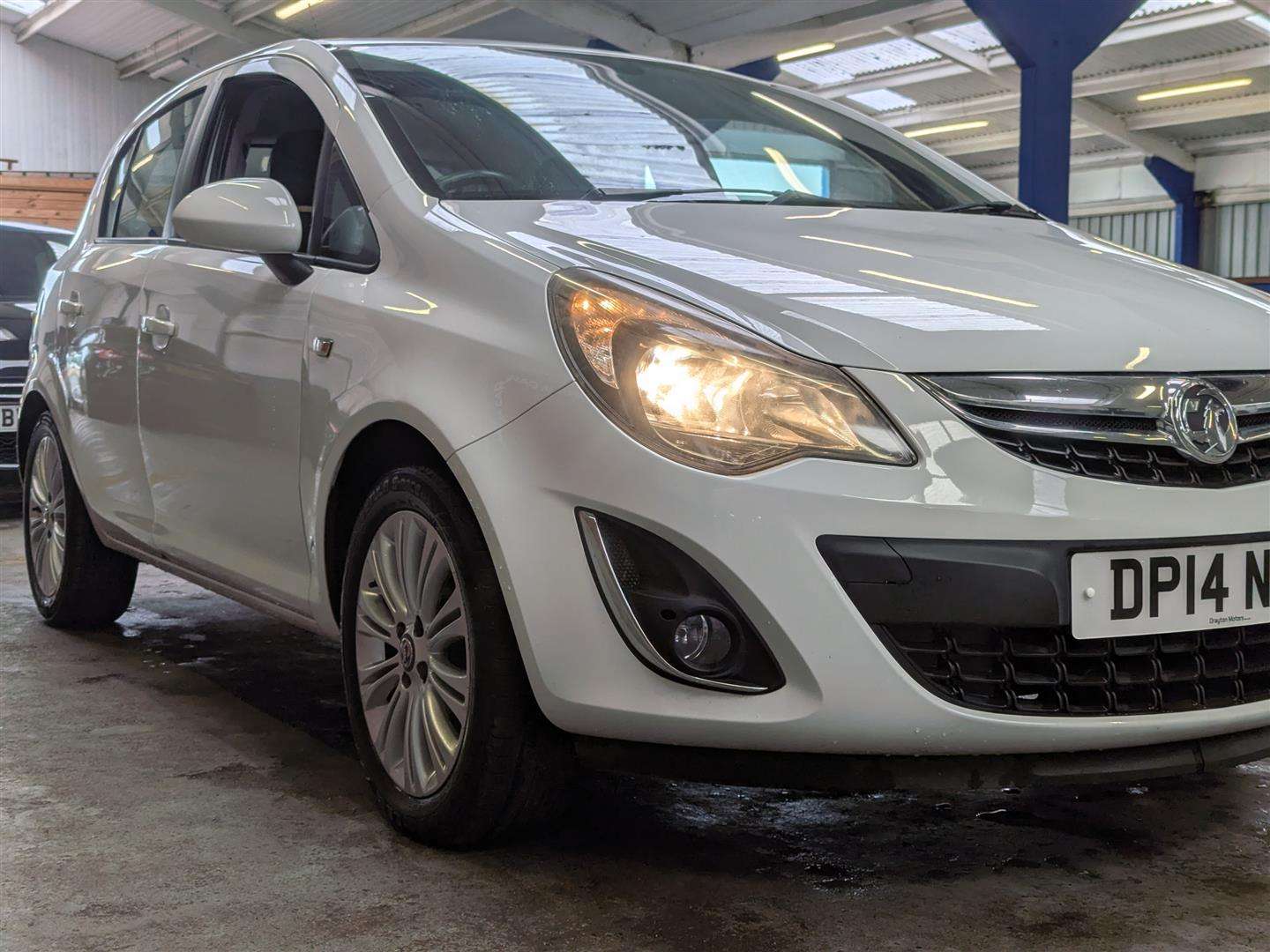 <p>2014 VAUXHALL CORSA SE</p>