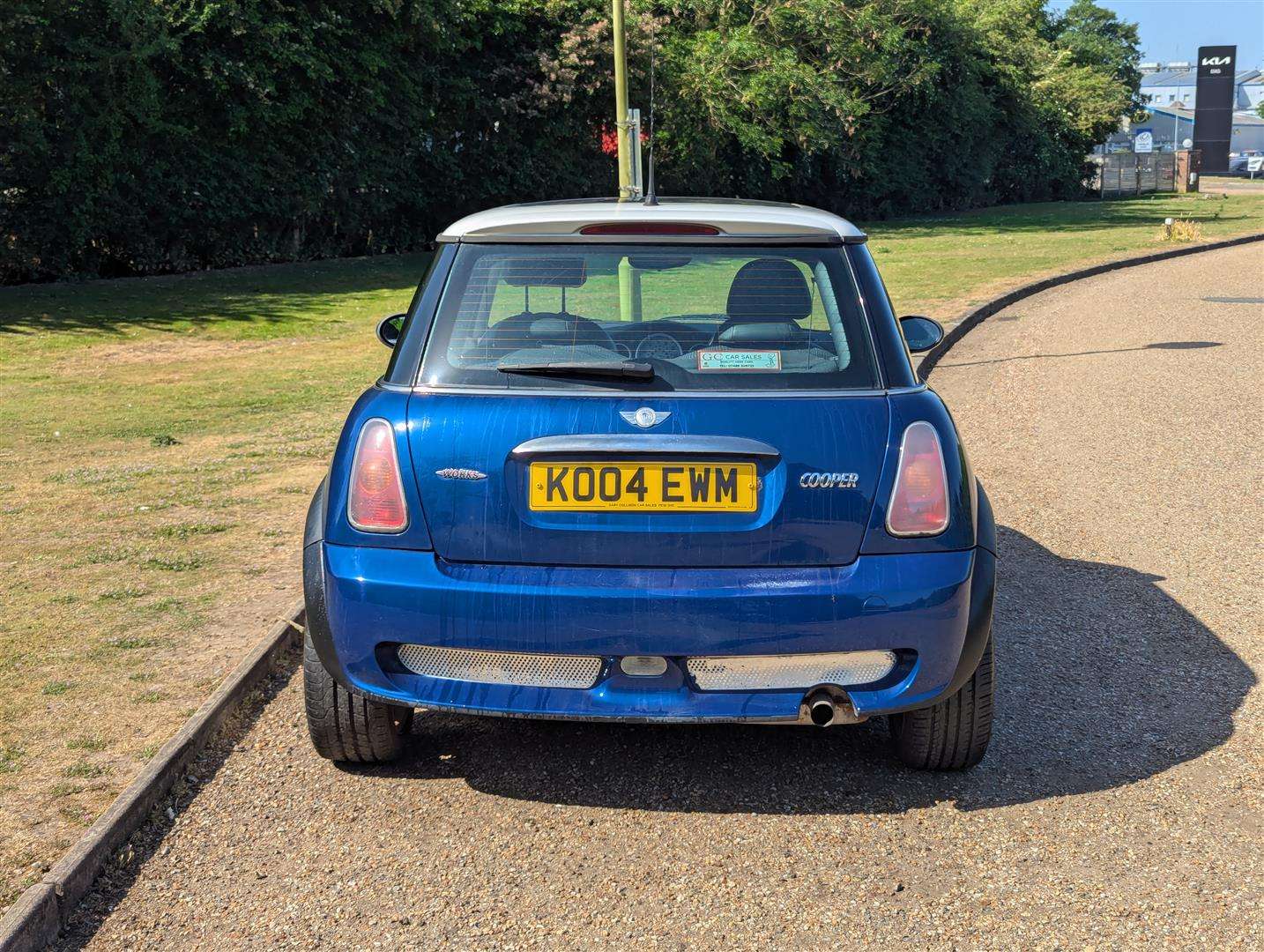 <p>2004 MINI MINI COOPER</p>
