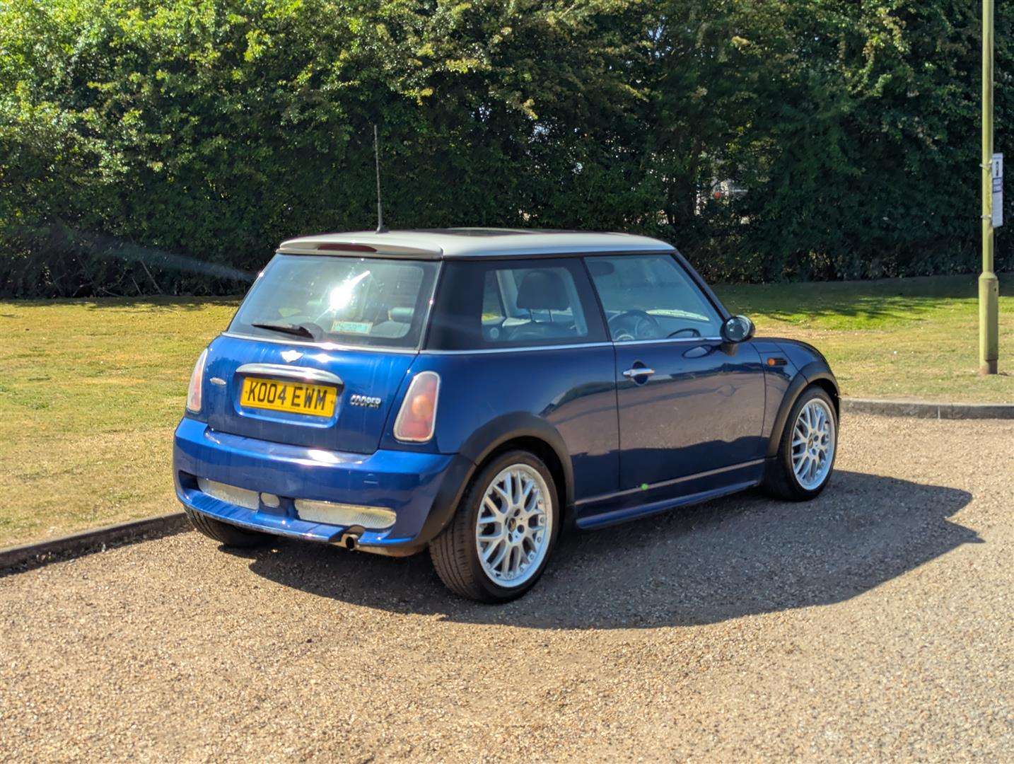 <p>2004 MINI MINI COOPER</p>