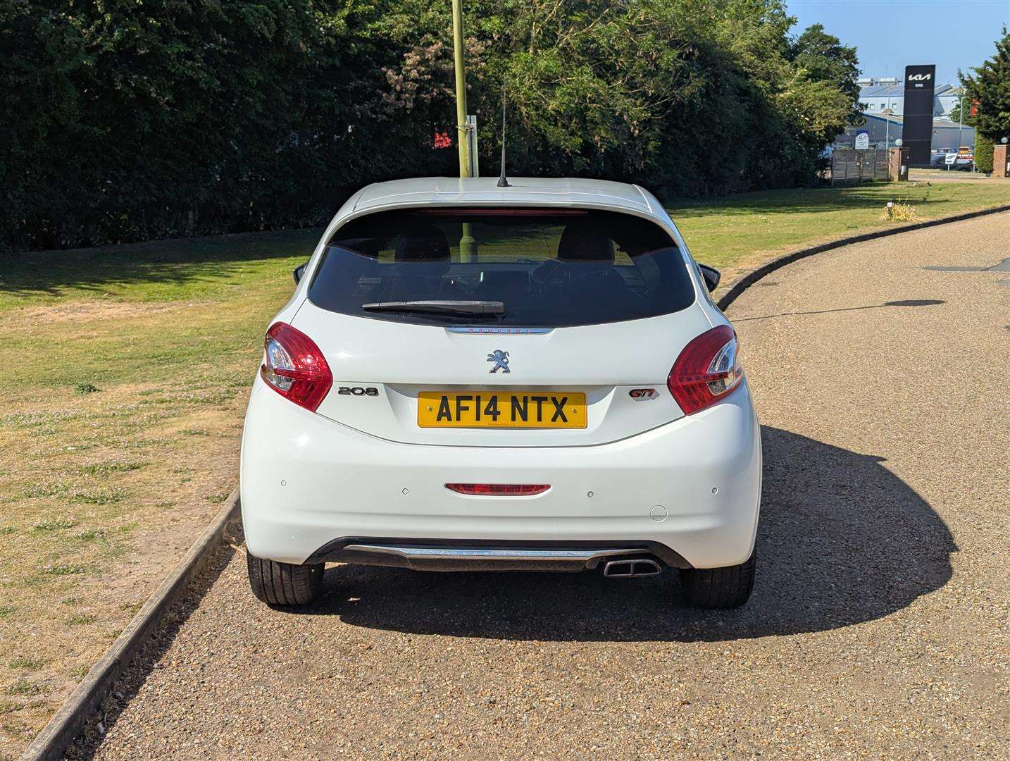 <p>2014 PEUGEOT 208 GTI THP</p>
