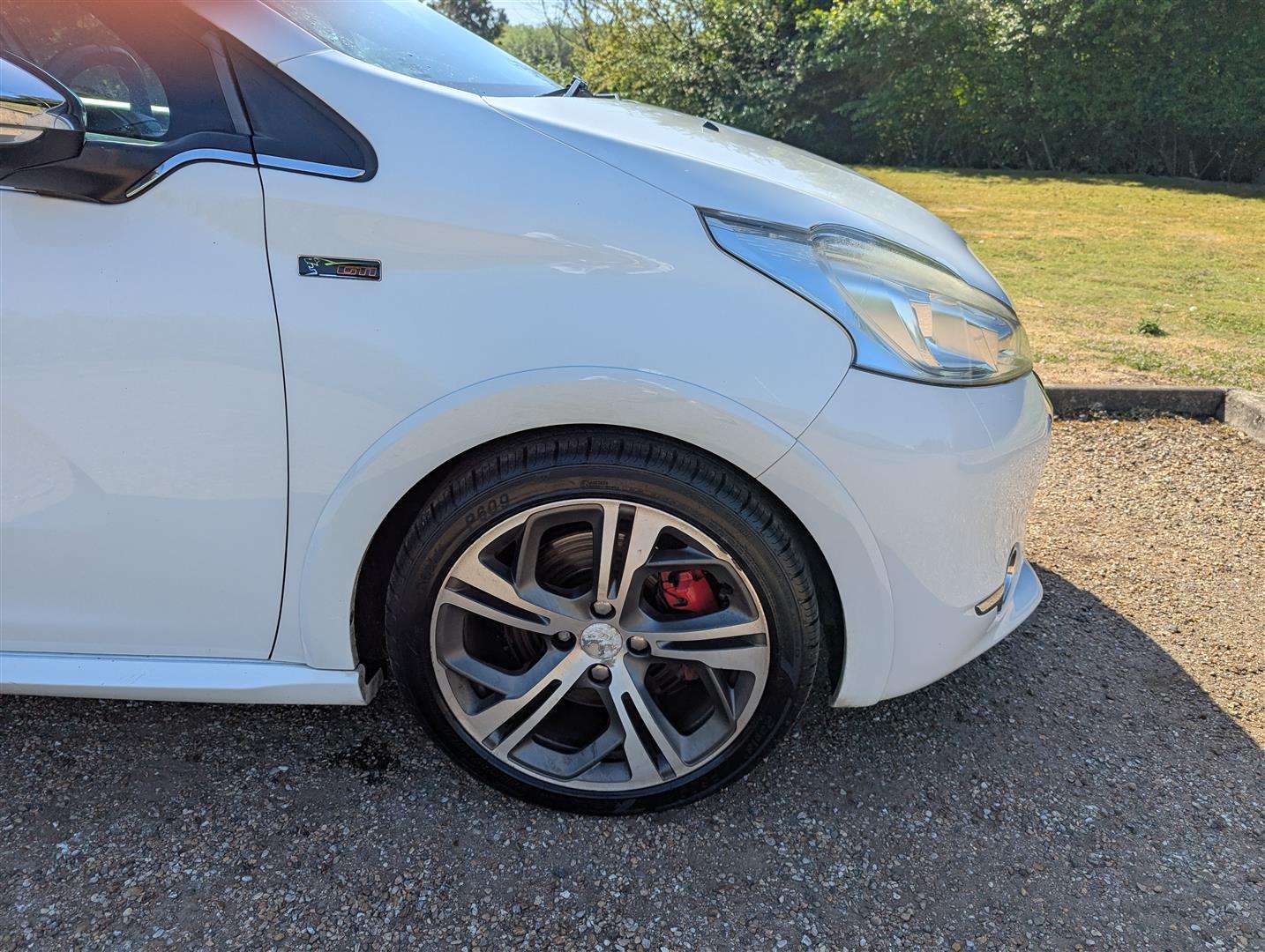 <p>2014 PEUGEOT 208 GTI THP</p>