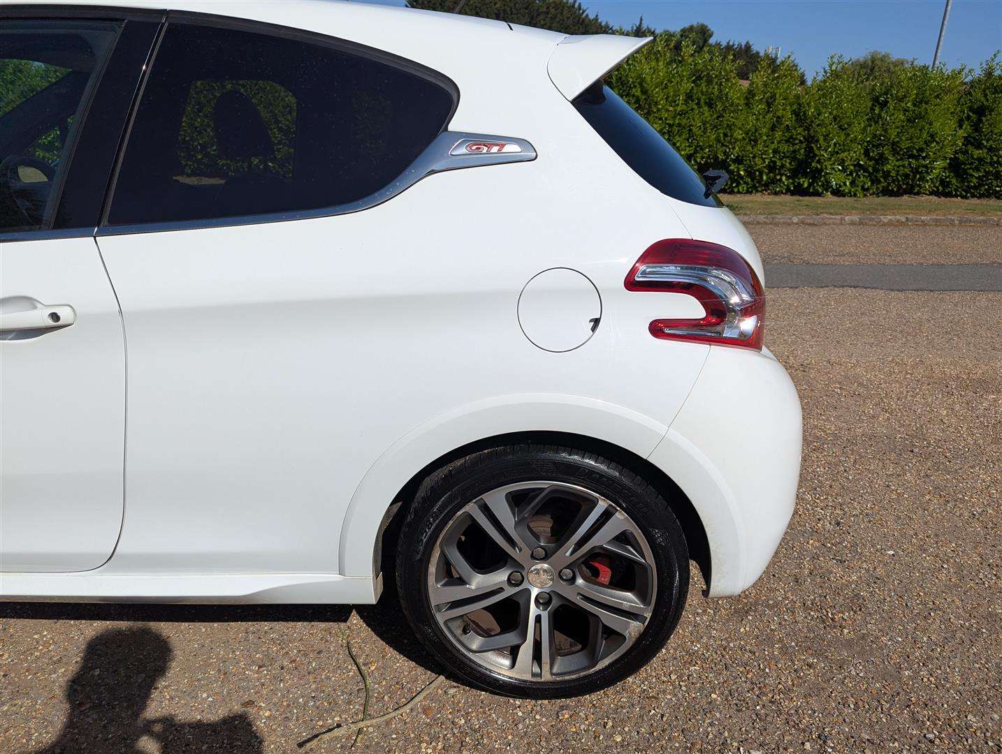 <p>2014 PEUGEOT 208 GTI THP</p>
