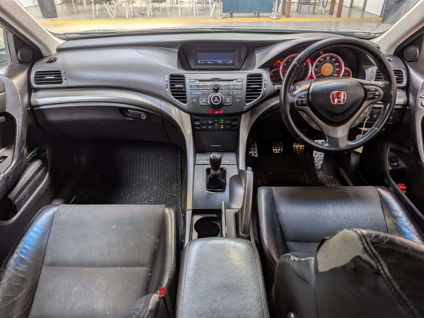 <p>2009 HONDA ACCORD ES GT I-DTEC</p>