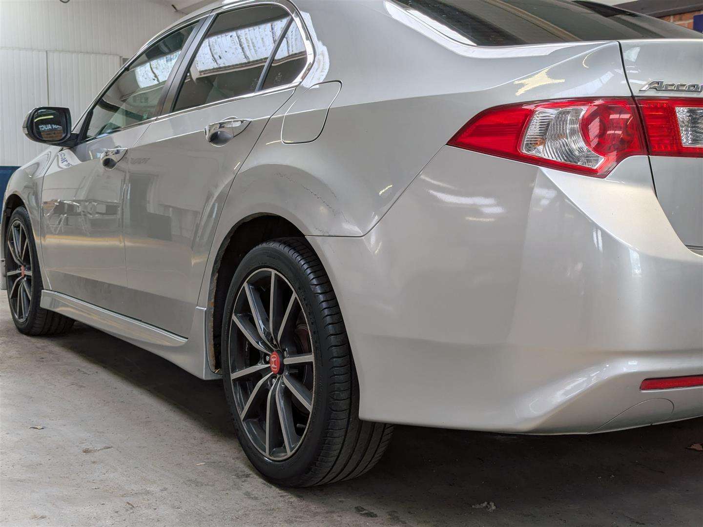 <p>2009 HONDA ACCORD ES GT I-DTEC</p>