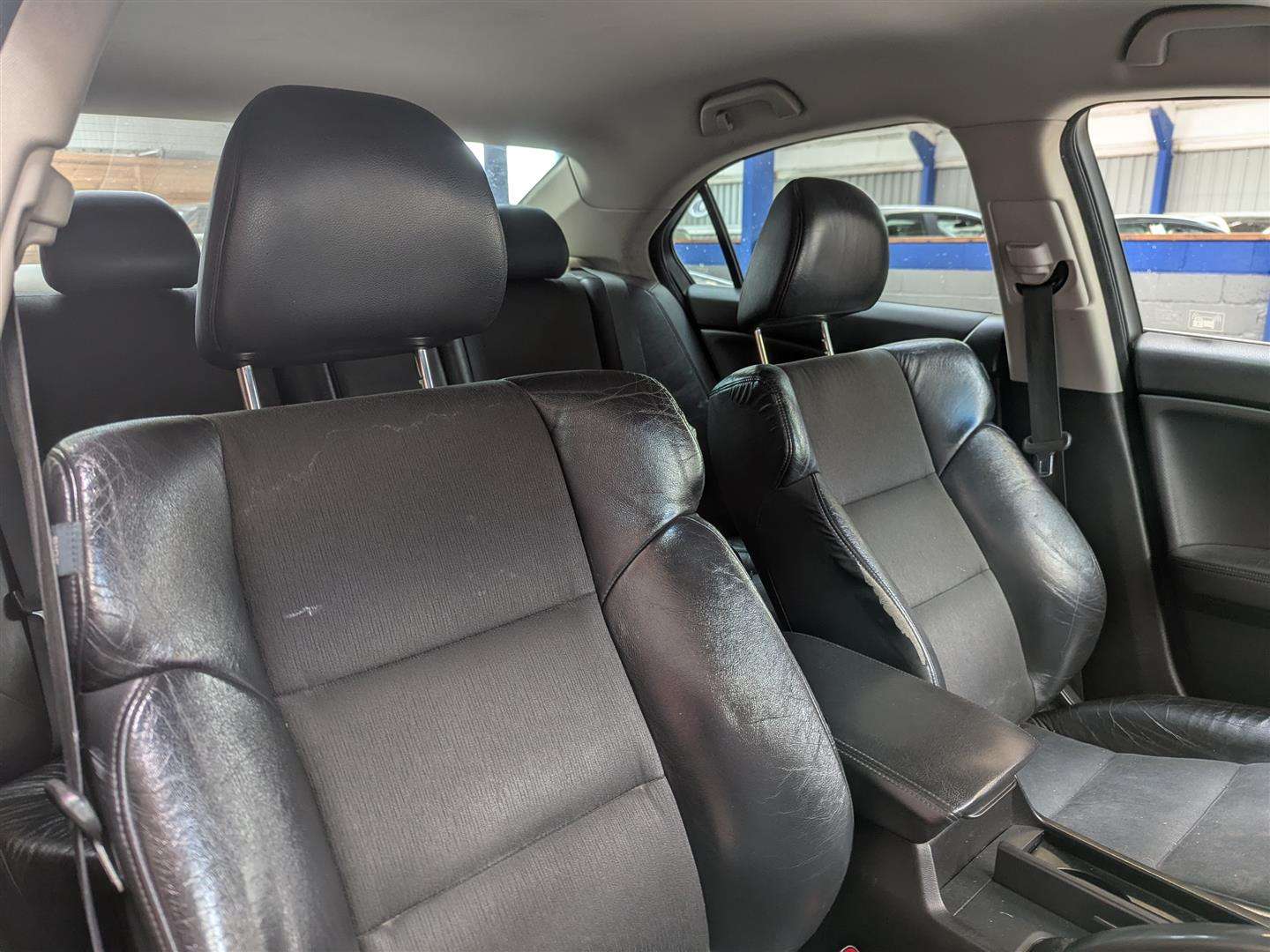 <p>2009 HONDA ACCORD ES GT I-DTEC</p>