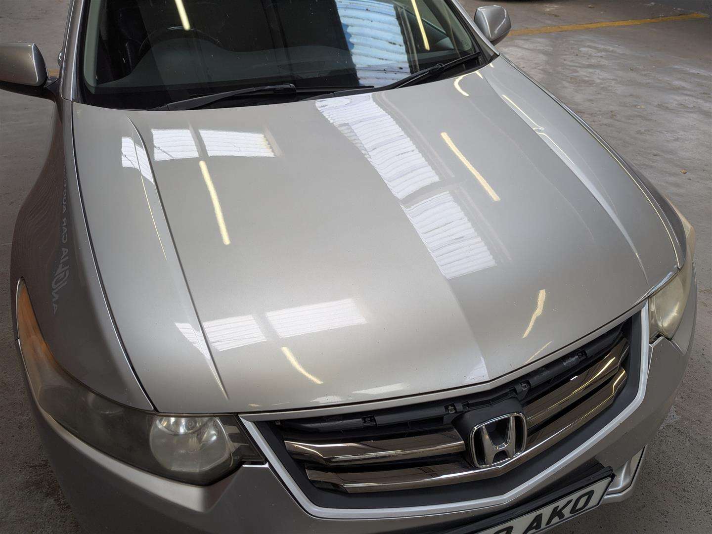<p>2009 HONDA ACCORD ES GT I-DTEC</p>