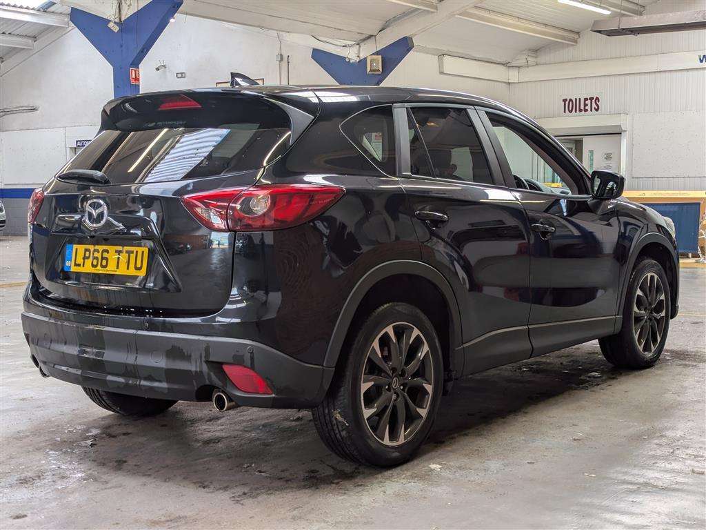<p>2017 MAZDA CX-5 SPORT NAV D</p>