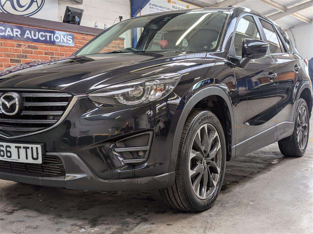 <p>2017 MAZDA CX-5 SPORT NAV D</p>