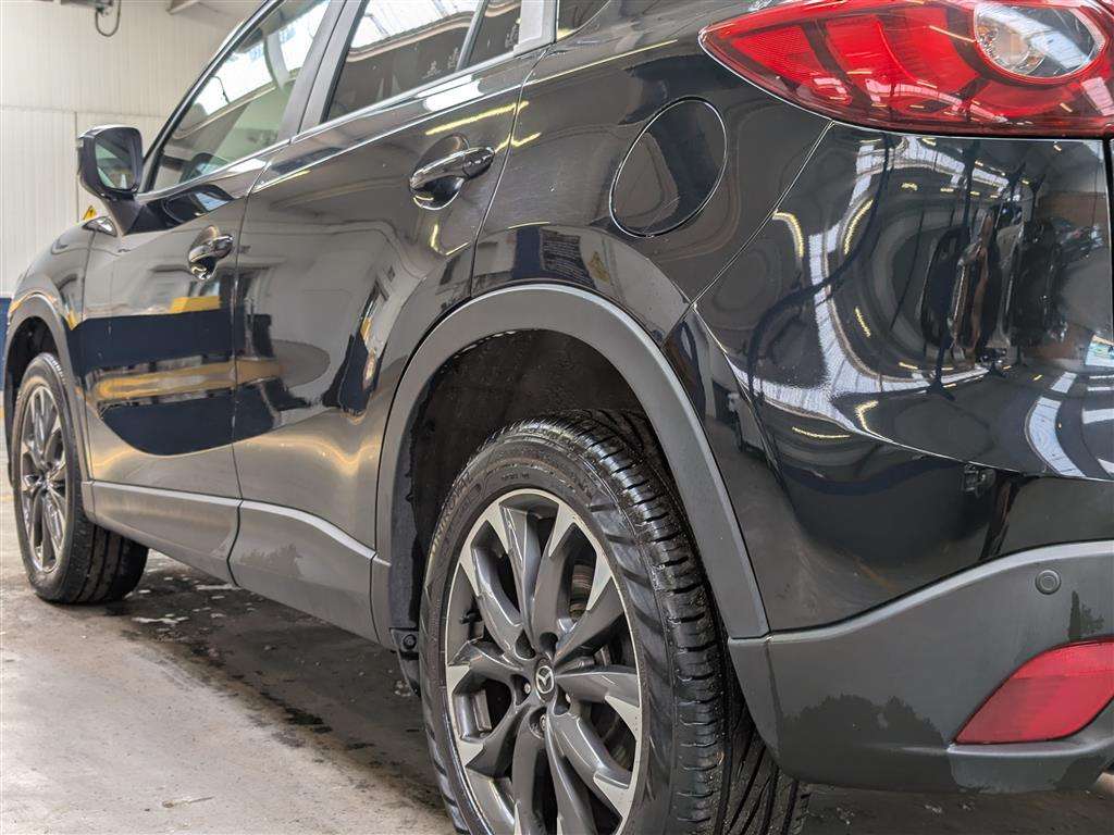 <p>2017 MAZDA CX-5 SPORT NAV D</p>