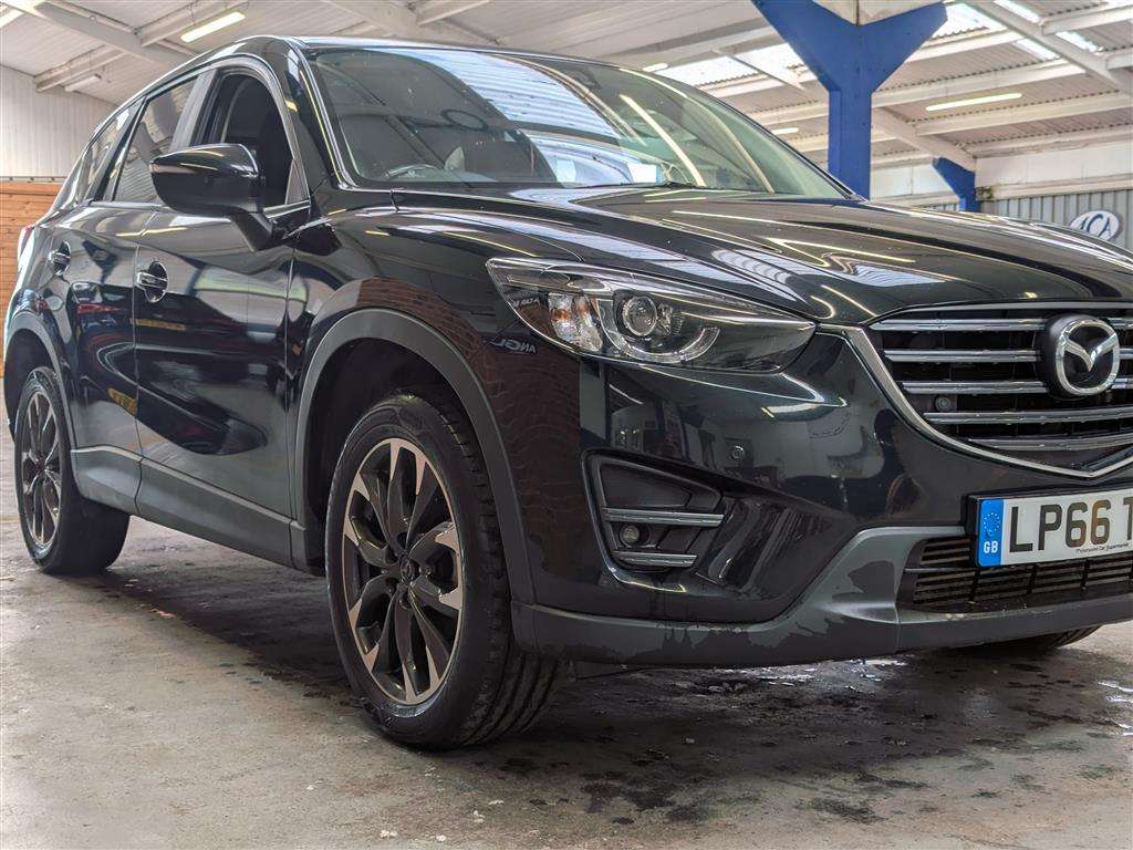 <p>2017 MAZDA CX-5 SPORT NAV D</p>