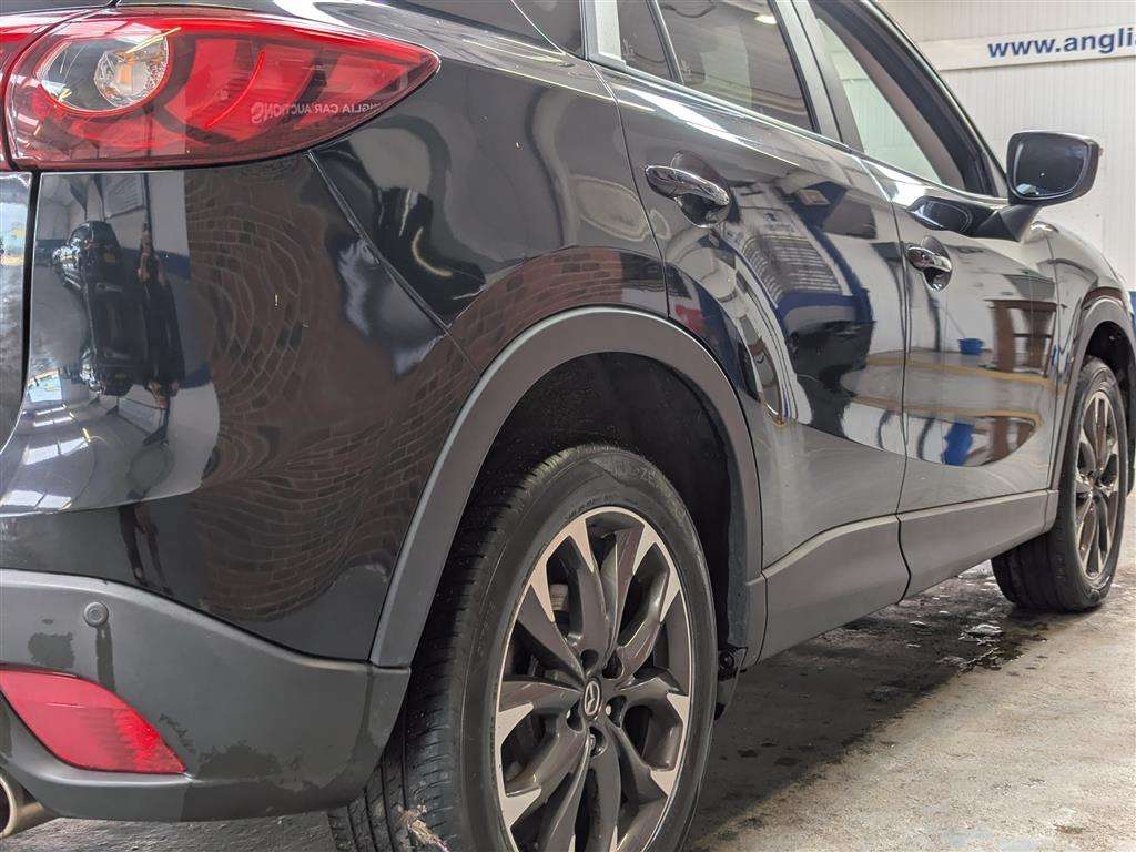 <p>2017 MAZDA CX-5 SPORT NAV D</p>