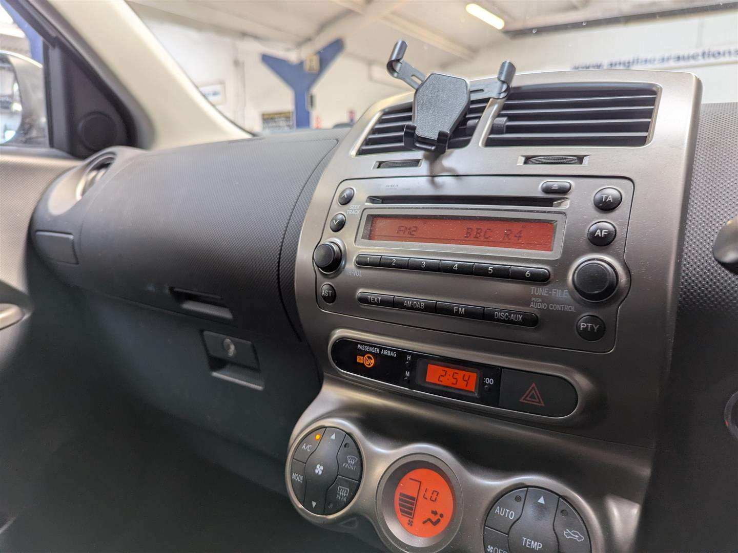 <p>2011 TOYOTA URBAN CRUISER D-4D</p>