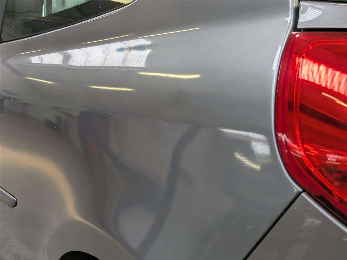 <p>2011 RENAULT CLIO DYNAMIQUE TOMTOM 16V</p>