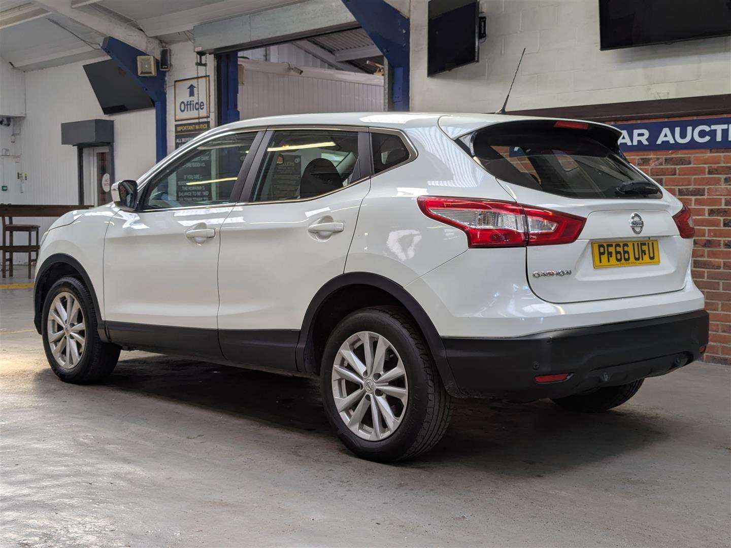 <p>2016 NISSAN QASHQAI ACENTA SMART DIG-</p>