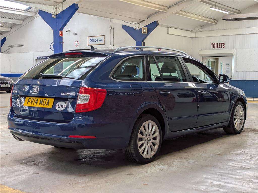 <p>2014 SKODA SUPERB S TDI CR</p>