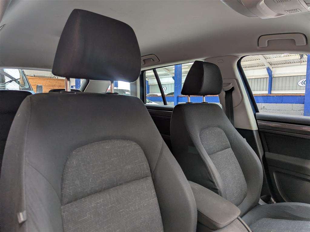 <p>2014 SKODA SUPERB S TDI CR</p>