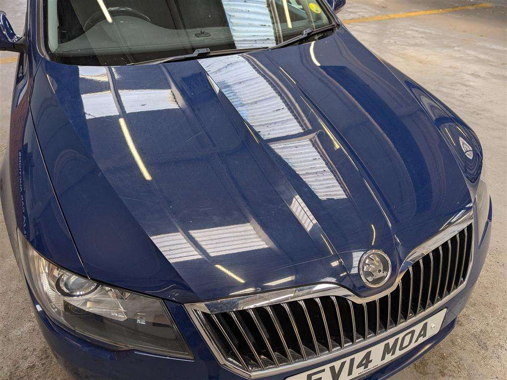 <p>2014 SKODA SUPERB S TDI CR</p>