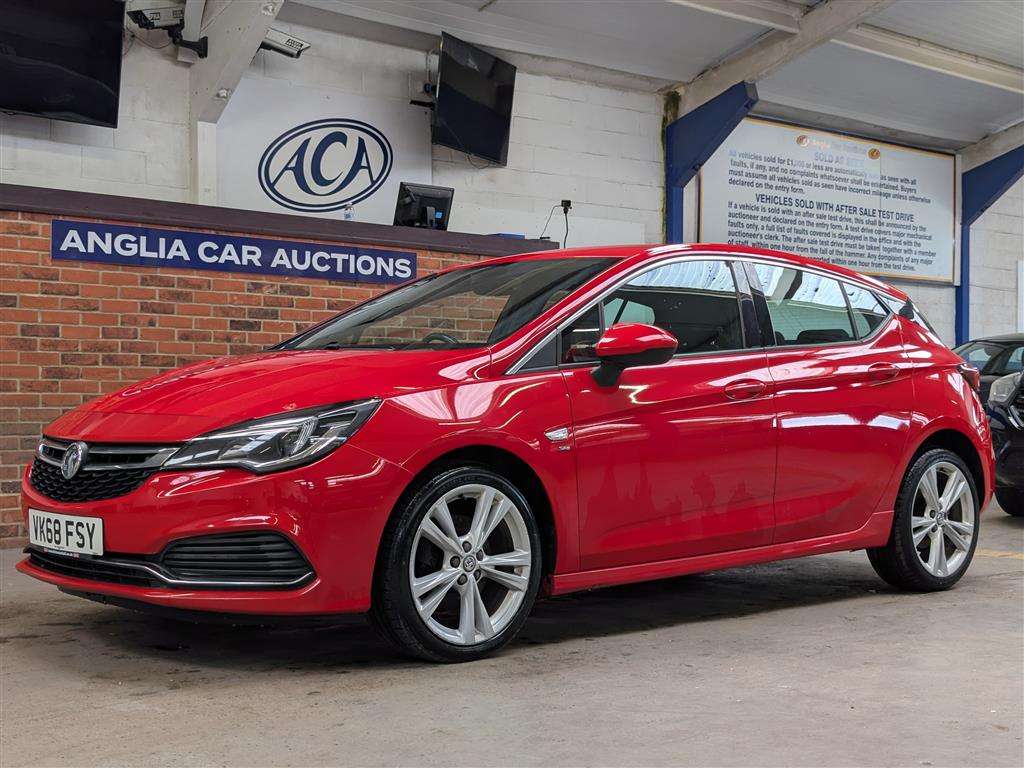 <p>2018 VAUXHALL ASTRA SRI VX-LINE NAV TUR</p>