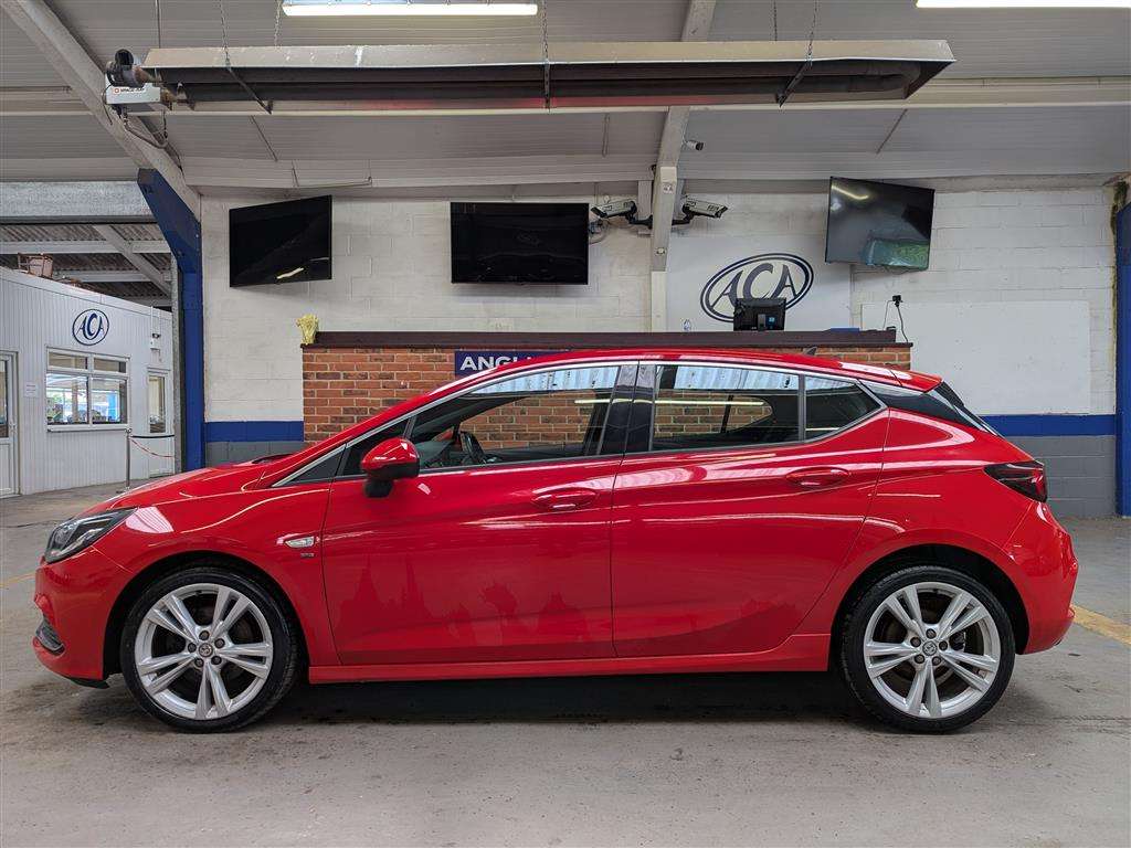 <p>2018 VAUXHALL ASTRA SRI VX-LINE NAV TUR</p>
