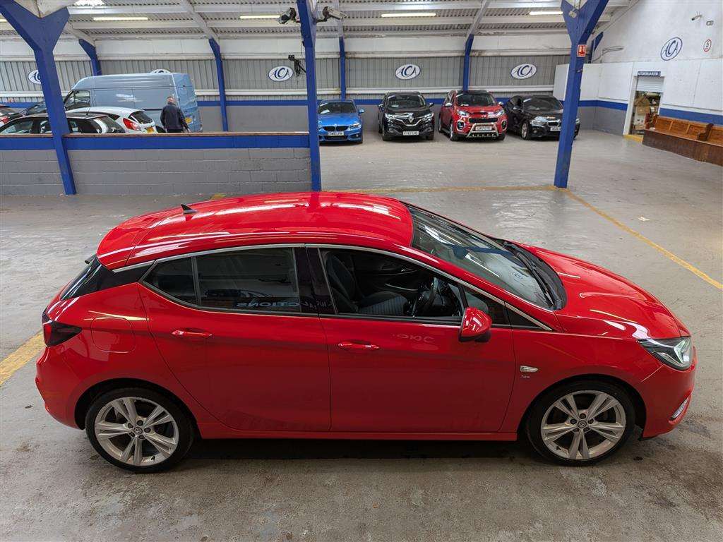 <p>2018 VAUXHALL ASTRA SRI VX-LINE NAV TUR</p>