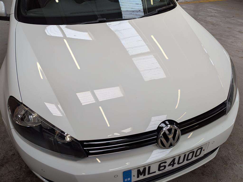 <p>2014 VOLKSWAGEN GOLF SE BLUEMOTION TECH T</p>