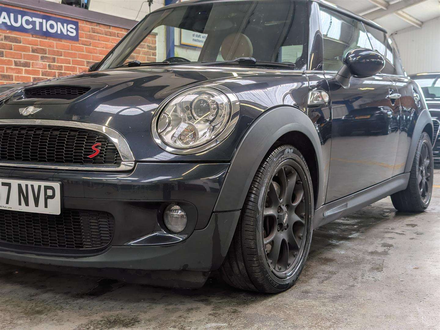 <p>2007 MINI COOPER S AUTO</p>