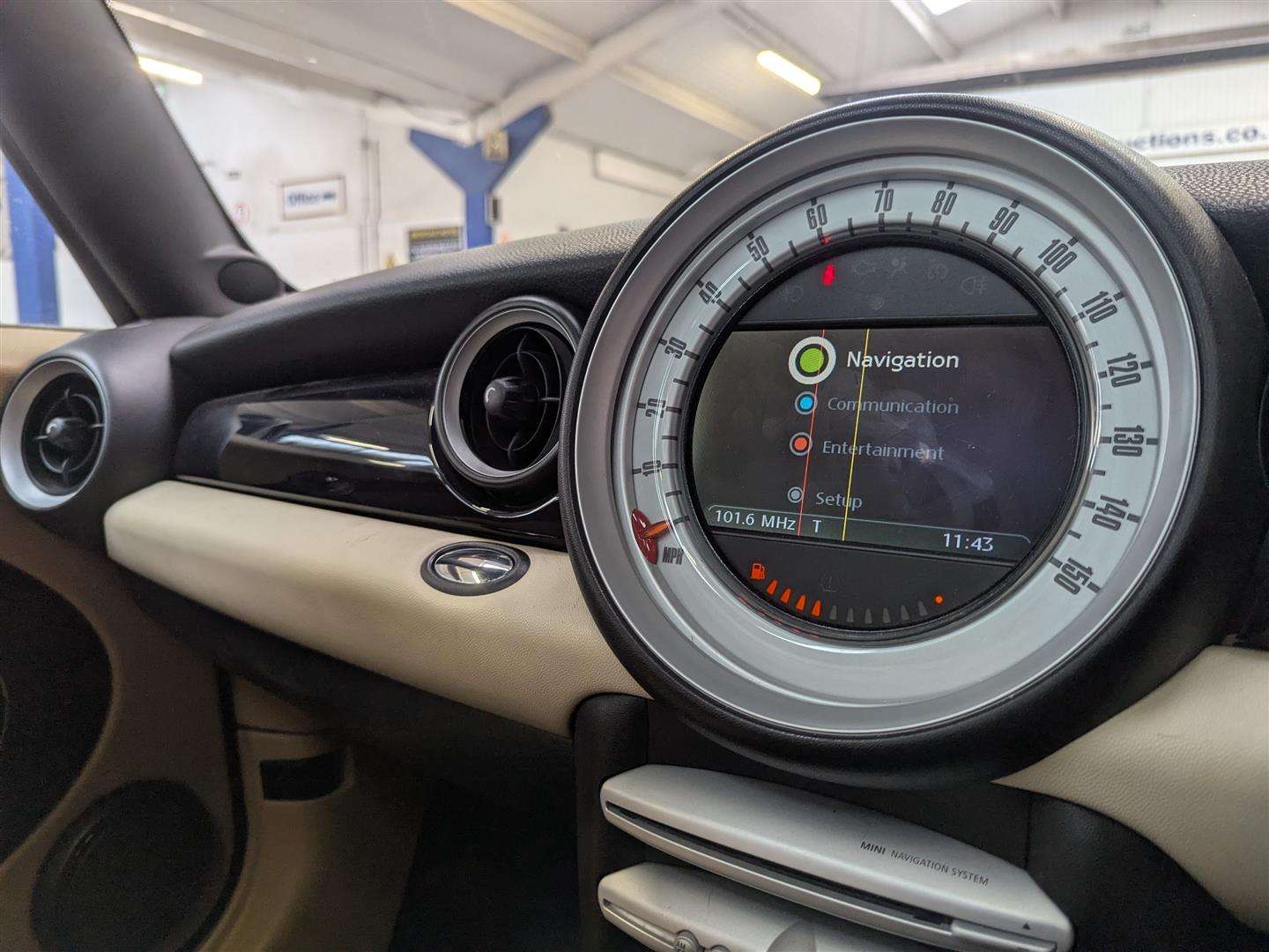 <p>2007 MINI COOPER S AUTO</p>