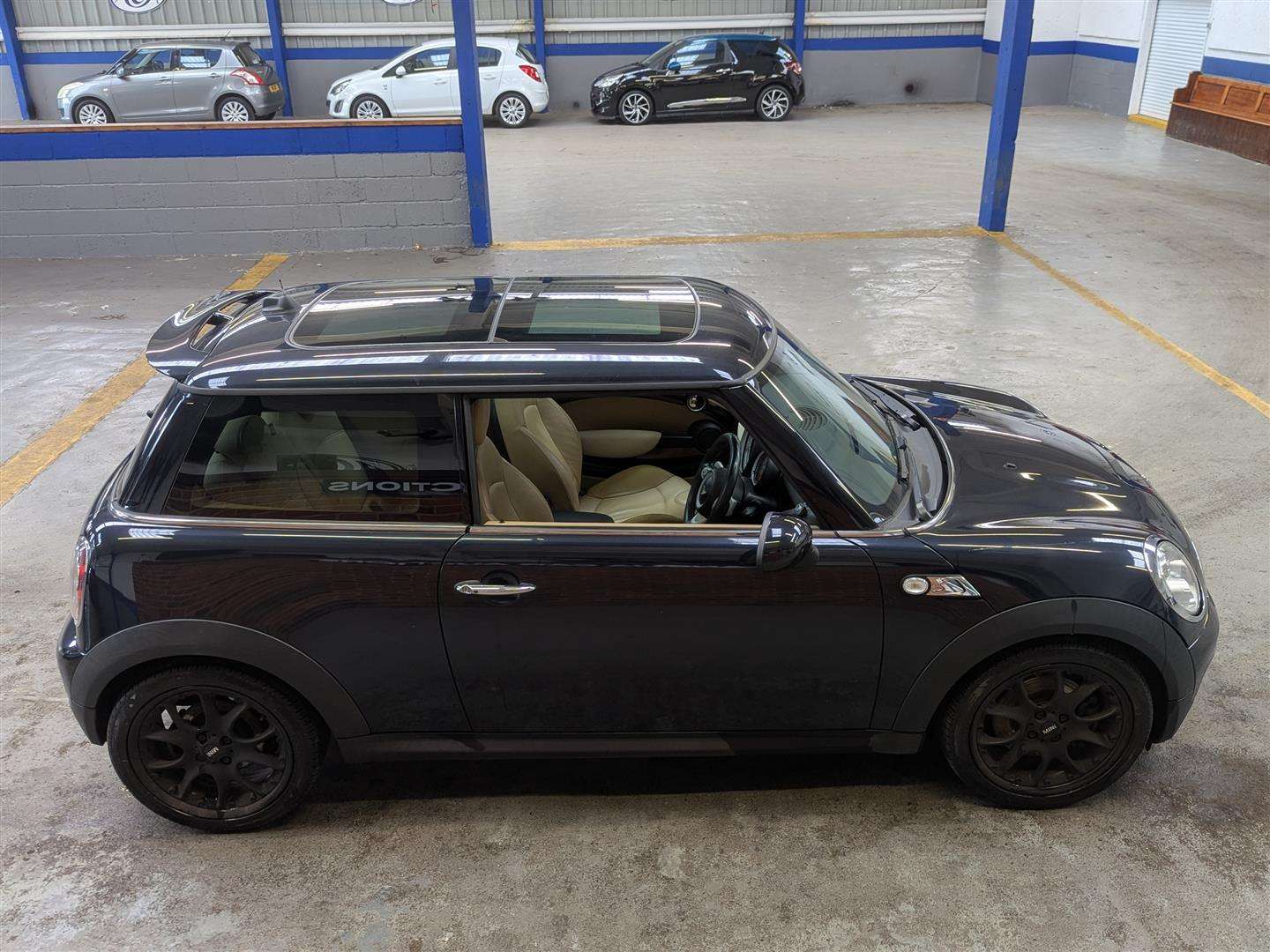 <p>2007 MINI COOPER S AUTO</p>