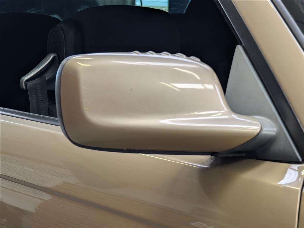 <p>2003 BMW 318 CI</p>