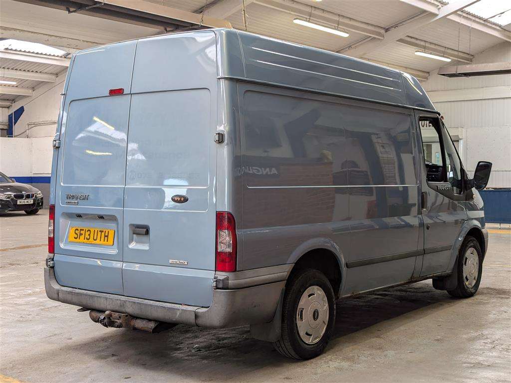 <p>2013 FORD TRANSIT 100 T260 TREND FW</p>