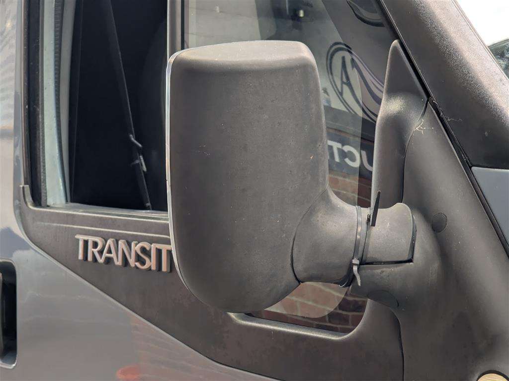 <p>2013 FORD TRANSIT 100 T260 TREND FW</p>