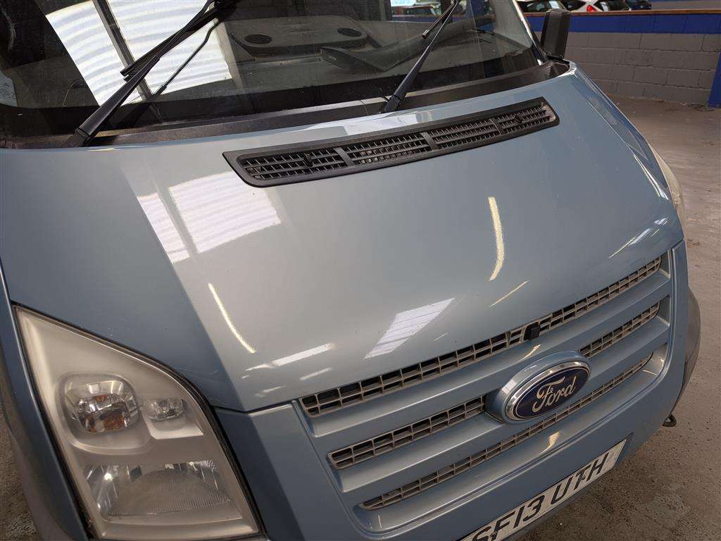<p>2013 FORD TRANSIT 100 T260 TREND FW</p>